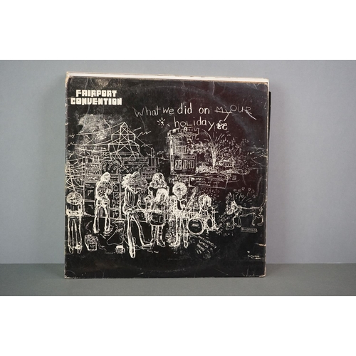 1093 - Vinyl - Eleven Fairport Convention vinyl LP's to include Angel Delight (Island Records ILPS 9162), W... 