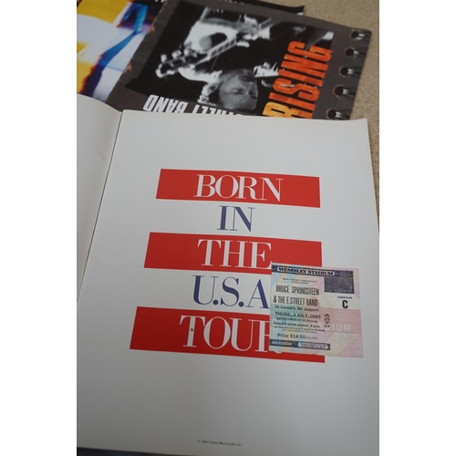 101 - Music Memorabilia - Bruce Springsteen - Quantity of items relating to The Boss to include 7 x tees, ... 