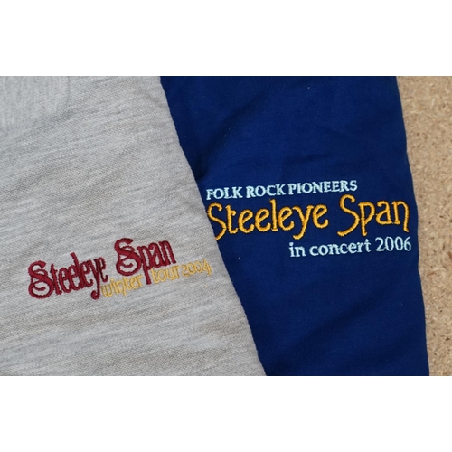 92 - Music Memorabilia - Steeleye Span - Three programmes to include 25th Anniversary Tour, 1981 & 1982, ... 