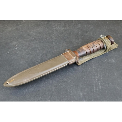 112 - A United States Military M3 Imperial Fighting / Trench Knife Together With A United States M8 B.M. C... 