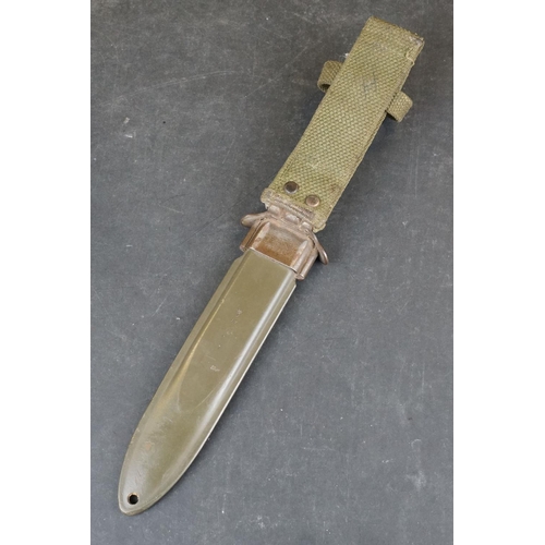 112 - A United States Military M3 Imperial Fighting / Trench Knife Together With A United States M8 B.M. C... 