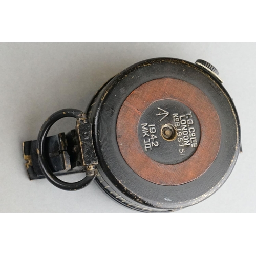 74 - A British Military World War Two MkIII Marching Compass, Maker Marked For T.G. Co. Ltd, No.B195751, ... 