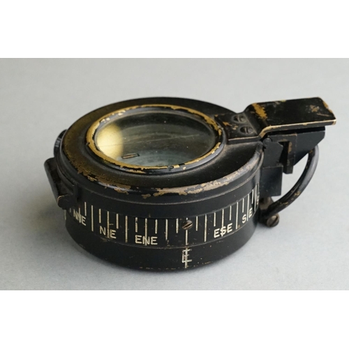 74 - A British Military World War Two MkIII Marching Compass, Maker Marked For T.G. Co. Ltd, No.B195751, ... 