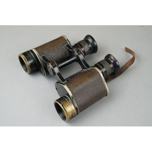 133 - A Pair Of World War Two British Military Issued Binoculars By Dollond Of London, Good Clear Broad Ar... 