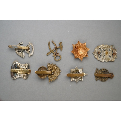 137 - A Collection Of Approx 25 x British Military Cap Badges To Include  The Royal Artillery, The Middles... 