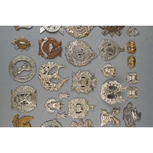 119 - A Large Quantity Of Mainly British Military Badges To Include The London Scottish Regiment, The Came... 