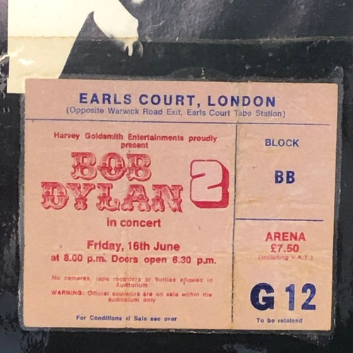 74A - Music Memorabilia - Bob Dylan 1978 souvenir concert programme with Earls Court ticket taped to insid... 