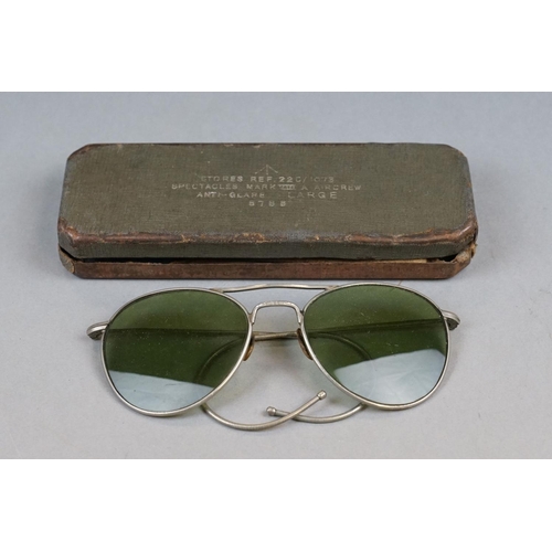 161 - A Pair Of World War Two Military Aircrew MK VIII Anti Glare Spectacles In Original Case, Size Large,... 