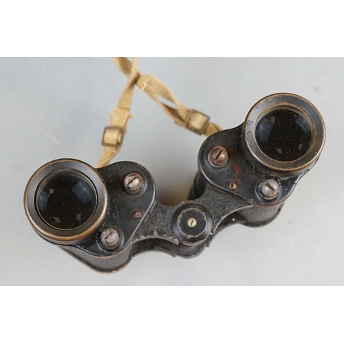 179 - A Pair Of World War Two Issued Military Field Binoculars By Kershaw, Sino Prism No.2 MkIII x6 No.222... 