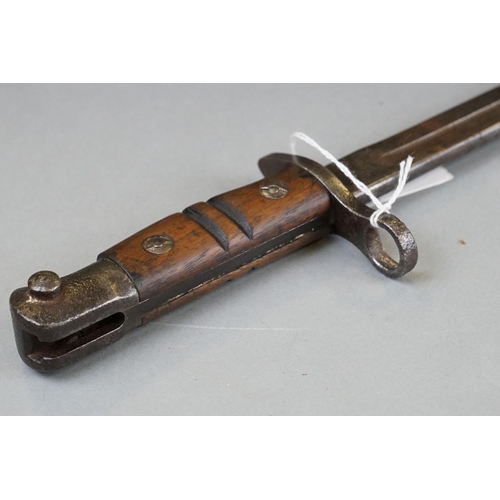 182 - A World War One British 1907 Pattern Bayonet, Dated 1913 And Stamped With The British Broad Arrow, C... 