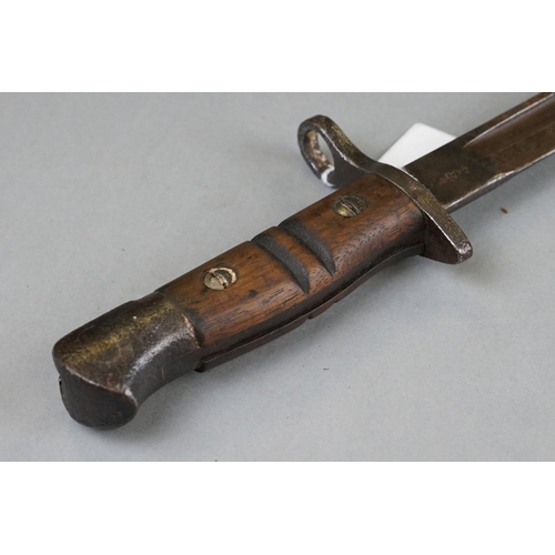 182 - A World War One British 1907 Pattern Bayonet, Dated 1913 And Stamped With The British Broad Arrow, C... 