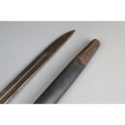 182 - A World War One British 1907 Pattern Bayonet, Dated 1913 And Stamped With The British Broad Arrow, C... 