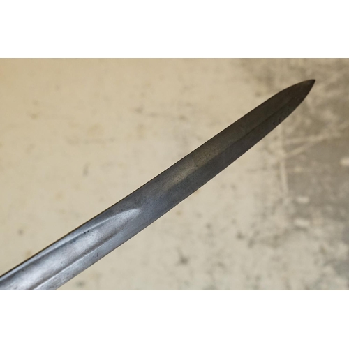 187 - A British 19th Century Military Cavalry Sword, Blade Length Is Approx 89.5cm With An Overall Length ... 