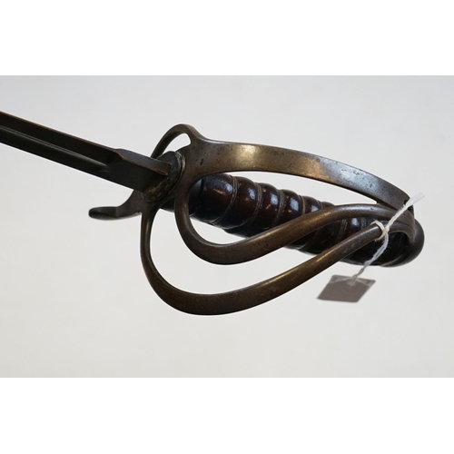 187 - A British 19th Century Military Cavalry Sword, Blade Length Is Approx 89.5cm With An Overall Length ... 