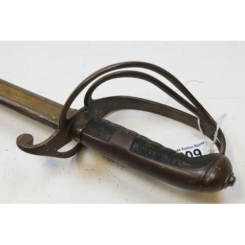 209 - A British 19th Century Military Cavalry Sword, Blade Length Is Approx 89.5cm With An Overall Length ... 