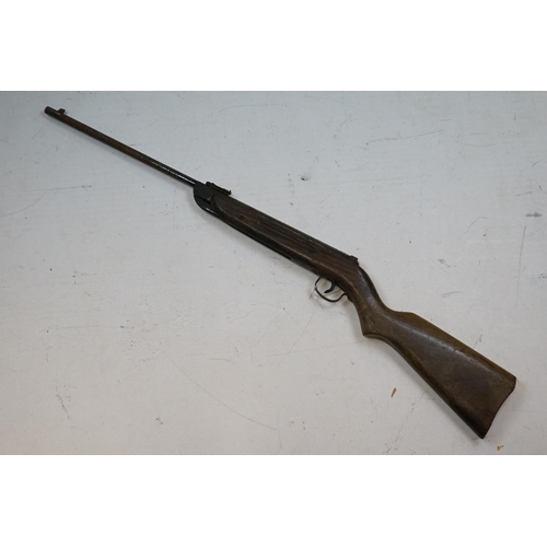 218 - A Vintage DIANA Model 25 Air Rifle (A/F).