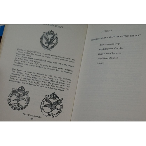 309 - A Collection Of Military Reference Books To Include Regimental Badges 6th Edition, World Bayonets 18... 