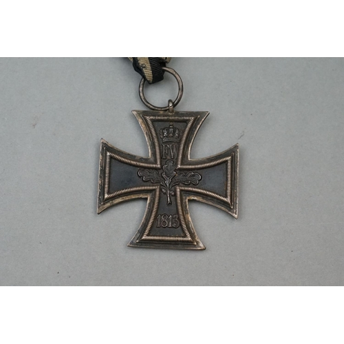 345 - A Full Size Imperial German 1914 Iron Cross Medal, Marked 800 To The Suspension Loop, Complete With ... 