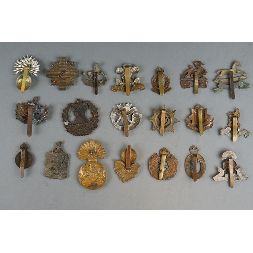 200 - A Collection Of Approx Twenty British Regimental Military Cap Badges To Include The Royal Army Medic... 