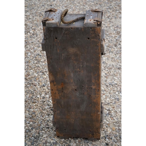 465 - A British Military 105mm Howitzer HE Wooden Ammunition Box, Measures Approx 92cm x 34cm x 20cm.