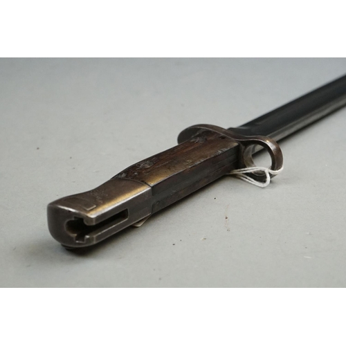 294 - A World War One German Mauser Bayonet, Maker Marked For Simpson & Co. SUHL, Complete With Scabbard.