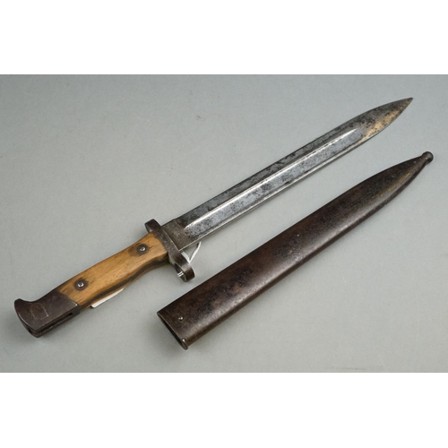 305 - A World War One M95 Austrian / Hungarian Mannlicher Bayonet M1895, Marked CE WG To The Blade, Comple... 