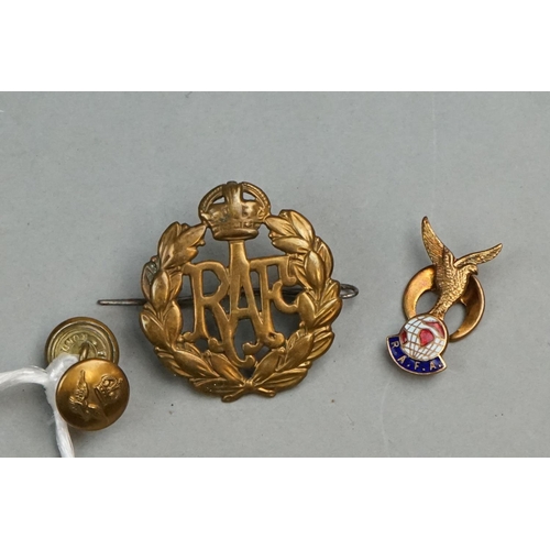 375 - A Small Group Of World War Two Royal Air Force Collectables To Include A Royal Air Force Black Plast... 