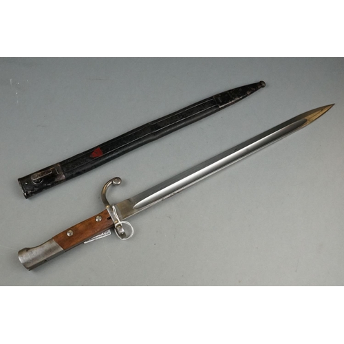 400 - An Antique Bayonet With Hooked Quillion Together With Original Scabbard, Numbered 2836T, Blade Lengt... 