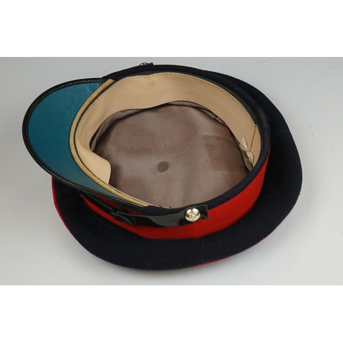 312 - A British Military Royal Horse Artillery Regiment Cap Complete With Queens Crown Staybrite Cap Badge... 