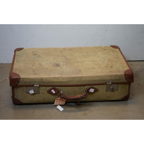 406 - A Vintage British Military Demobilisation Suit Case, Dated 1963 And Marked With The British Broad Ar... 