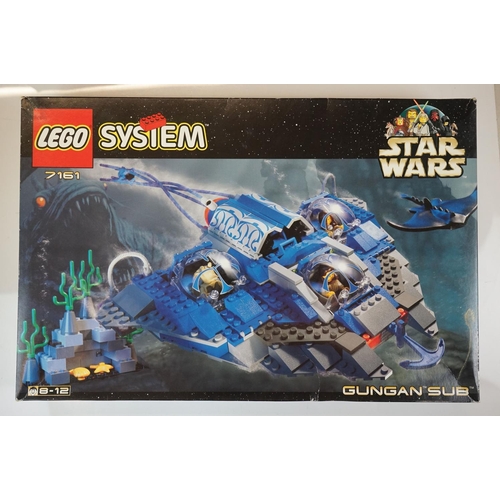 Forstyrrelse fire gange Overbevisende Star Wars Lego - Four boxed sets to include 7161 Gungan Sub, 7150 Tie  Fighter & Y Wing, 7140 X Wing