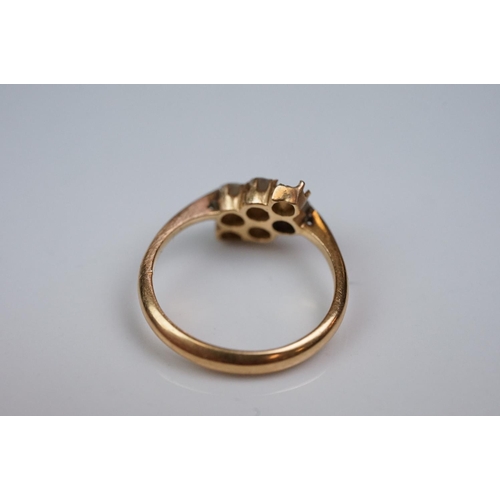 340 - Diamond five stone yellow gold ring (one stone deficient) five round brilliant cut diamonds, claw se... 