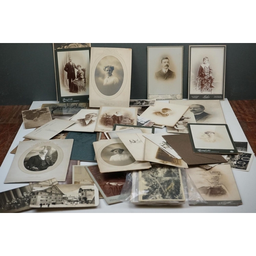 295 - A collection of antique CDV / Carte De Viste photographs and postcards.