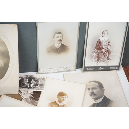 295 - A collection of antique CDV / Carte De Viste photographs and postcards.