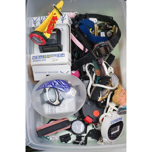 308 - A large collection of mainly quartz watches to include advertising examples.