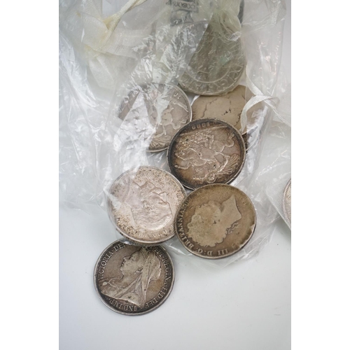 316 - A collection of British and world coins to include commemorative and proof examples, an American sil... 