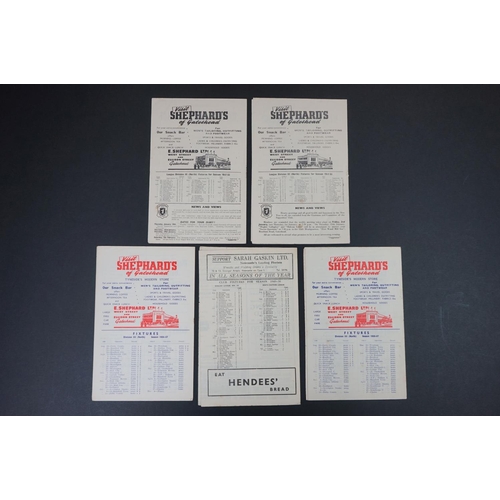 249 - Non League Football - Five 1940/50s Gateshead home programmes to include v Liverpool FAC 3rd rnd 10t... 