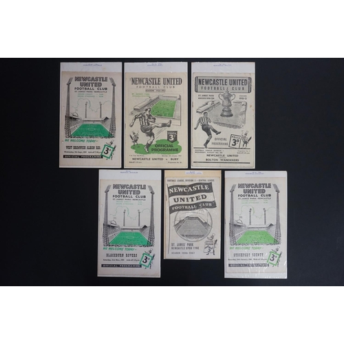 262 - 12 Newcastle United home football programmes to include Liverpool 10th November 1945 (pen), Doncaste... 