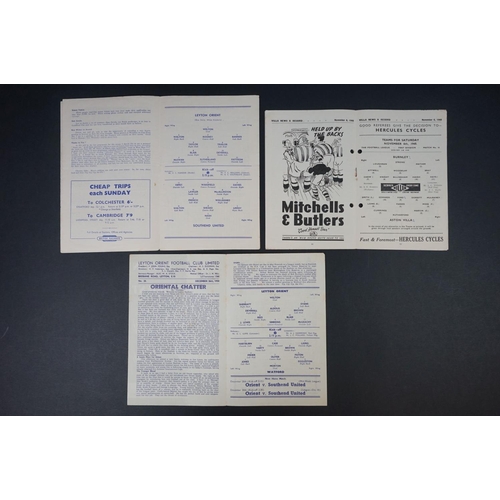 276 - 17 1940/50s football programmes to include Spurs, Leyton Orient, Aston Villa & Grimsby homes, varies... 