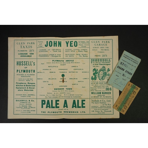 289 - Swindon Town 1951/52 - Six STFC away football programmes to include 2 x 1951 (Crystal Palace & Ipswi... 