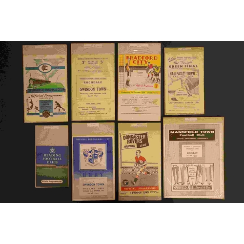 311 - Swindon Town 1958/59 - 26 away football programmes to include Fr v Headington United 24th Han 1959, ... 
