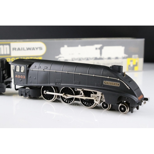 104 - Boxed Wrenn OO gauge W2213 4-6-2 Class A4 Peregrine Locomotive, excellent with original papers in ex... 