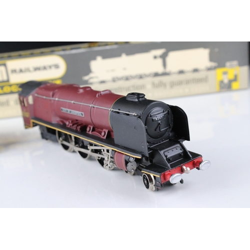 115 - Boxed Wrenn OO gauge W2242 4-6-2 City of Liverpool locomotive, excellent with original papers in exc... 