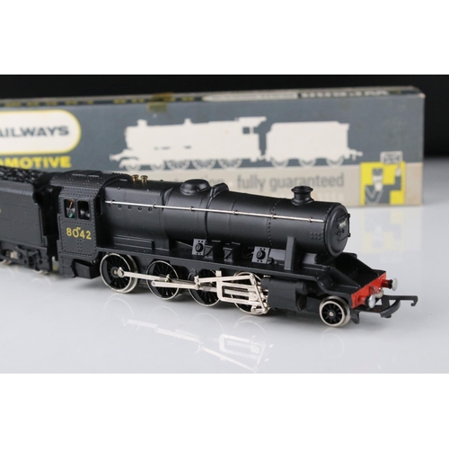 116 - Boxed Wrenn OO gauge W2225 2-8-0 Freight LMS locomotive, excellent with original papers in excellent... 