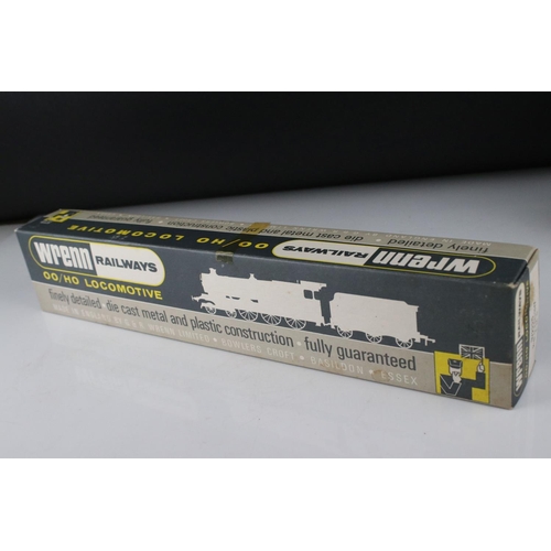 116 - Boxed Wrenn OO gauge W2225 2-8-0 Freight LMS locomotive, excellent with original papers in excellent... 