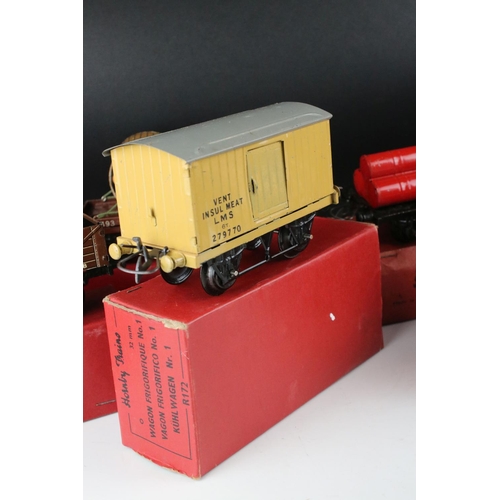 128 - 10 Boxed Hornby O gauge items of rolling stock to include No 1 Goods Van LMS, Goods Brake Van, Flat ... 