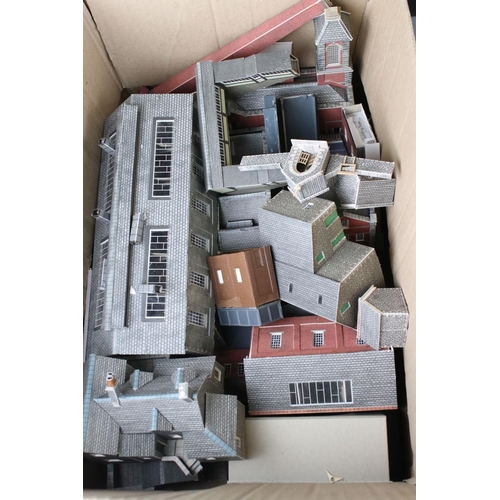 135 - Quantity of built cardboard trackside buildings for N gauge model railway plus an unmade example