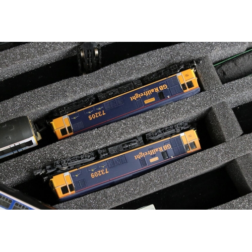 140 - 20 N gauge items of rolling stock plus locomotive shells to include Grafar, Peco etc, contained with... 