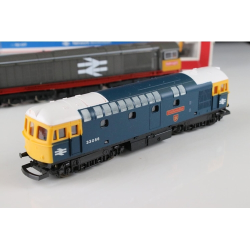 145 - Boxed Lima OO gauge 205135 Royal Oak locomotive plus a Lima The Burns Star & Hornby Railfreight loco... 