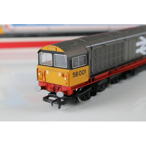 145 - Boxed Lima OO gauge 205135 Royal Oak locomotive plus a Lima The Burns Star & Hornby Railfreight loco... 